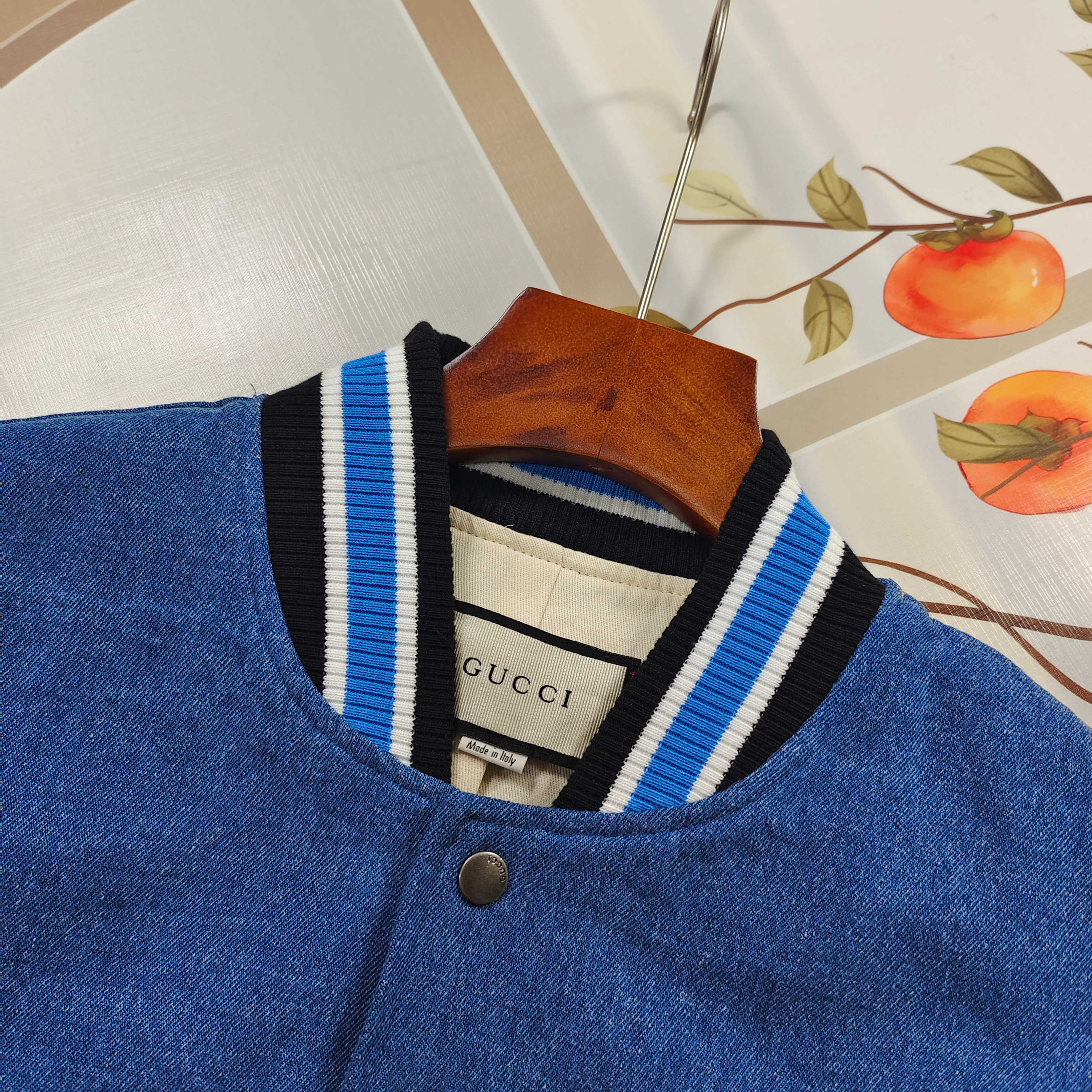 Gucci Clothing-310