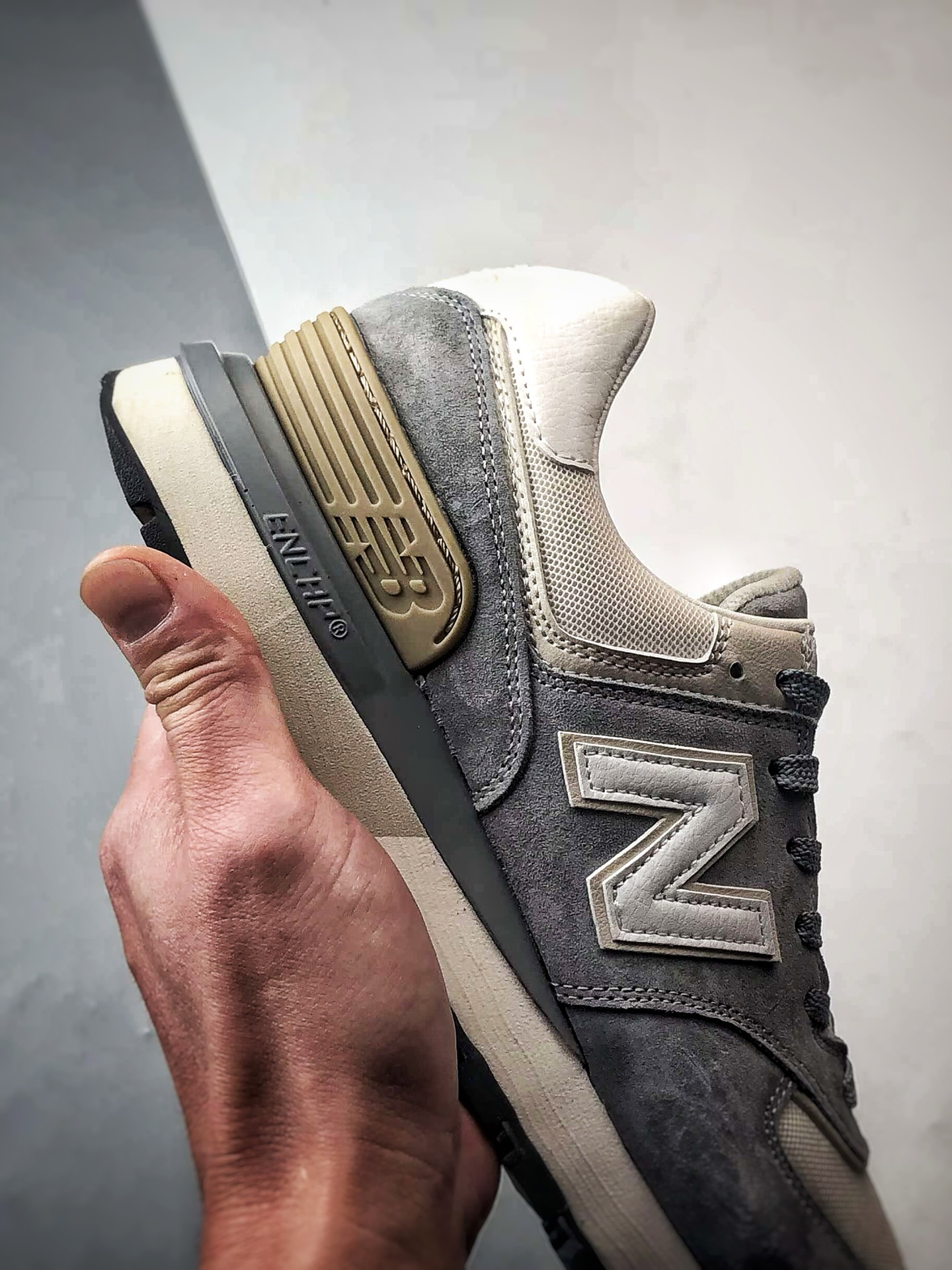 New Balance Sneakers-200