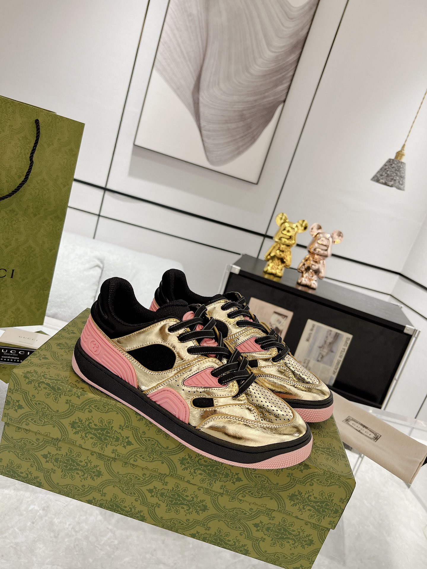 Gucci Sneakers-31