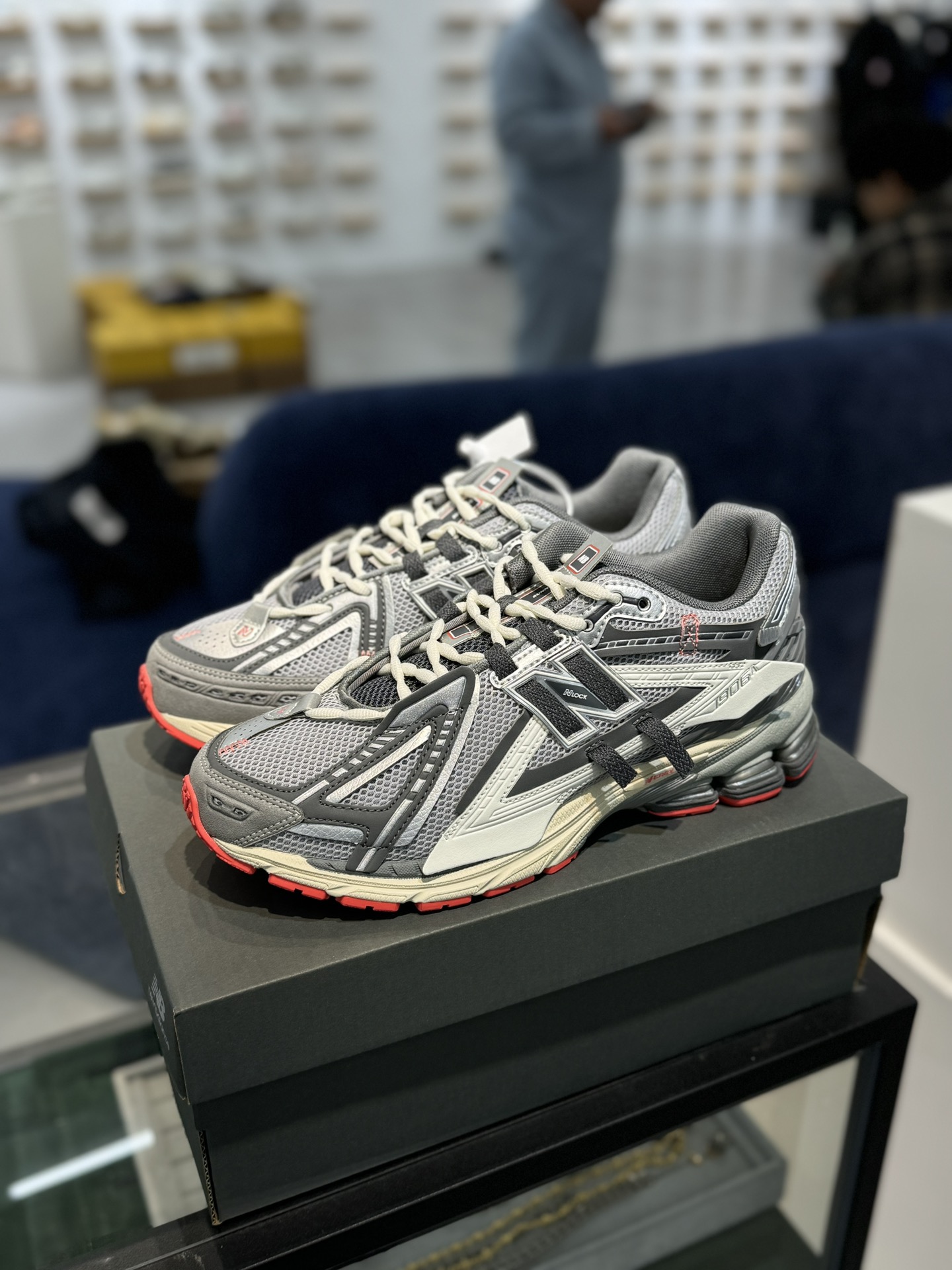 New Balance Sneakers-208