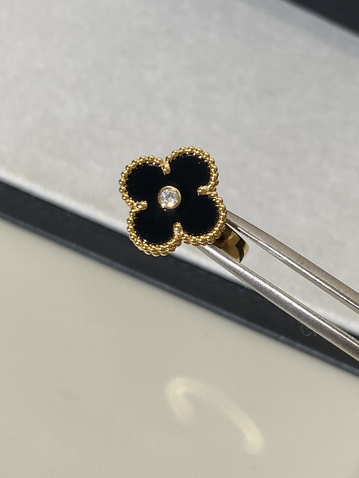 Van Cleef & Arpels ring-6