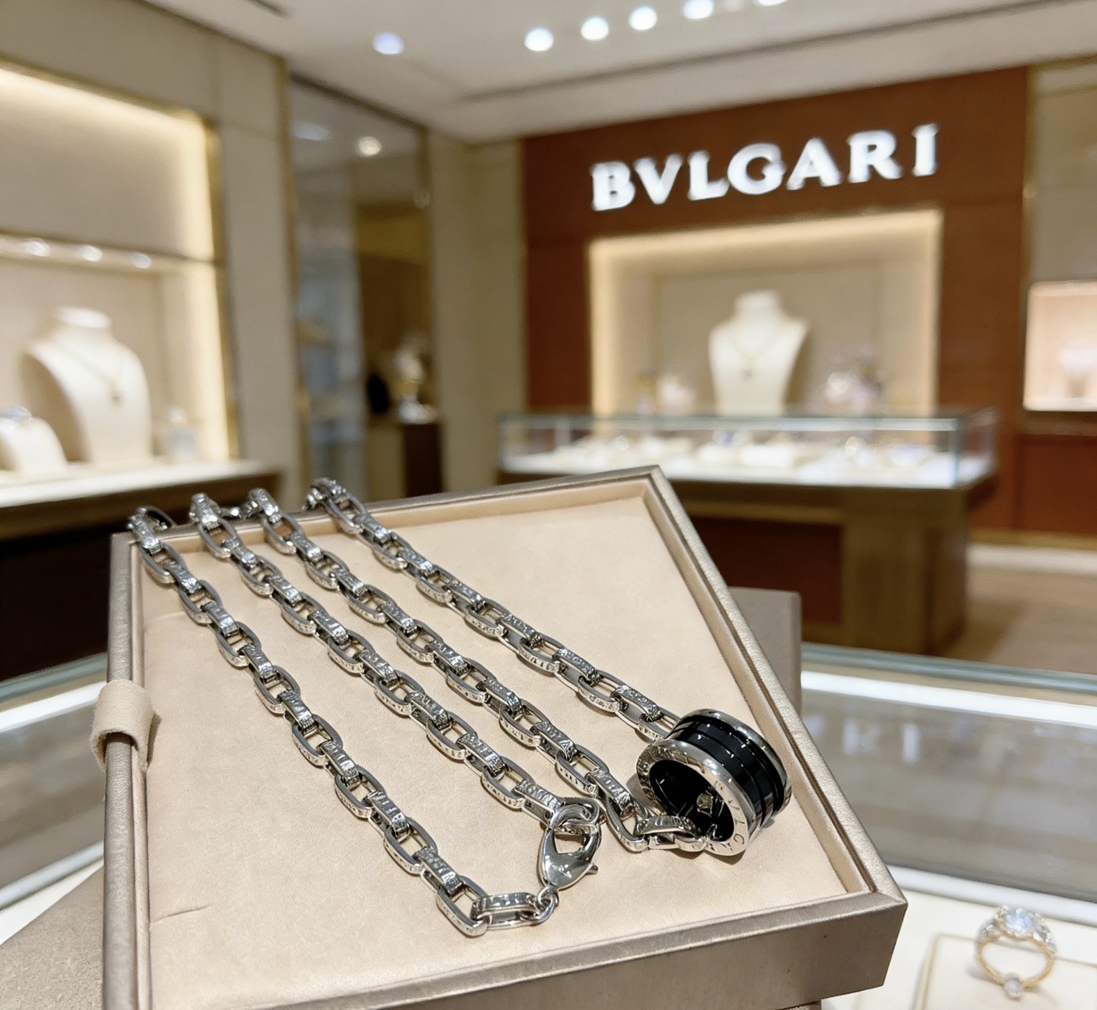 Bottega Veneta necklace-22