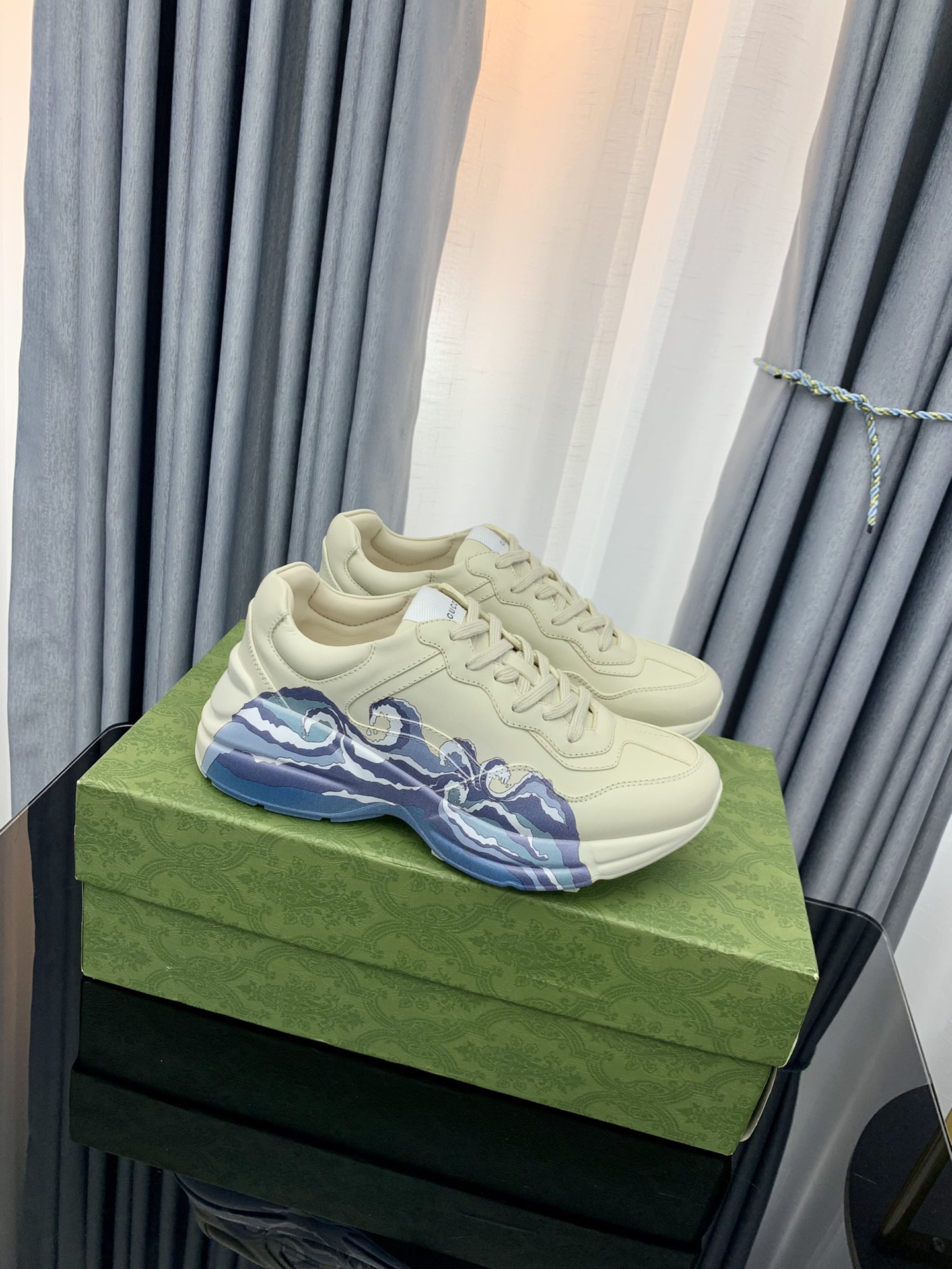 Gucci Sneakers-221