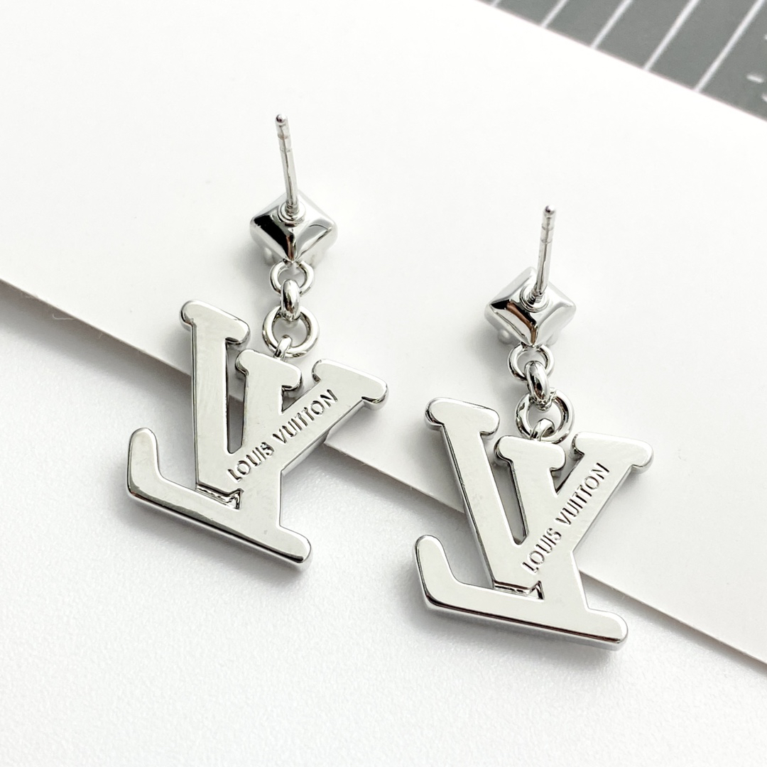 LV earrings-56