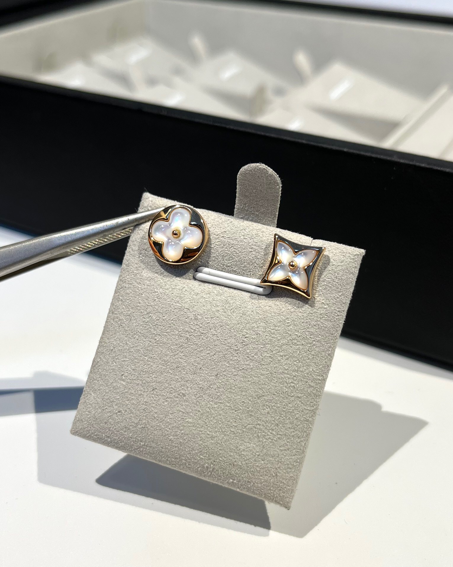LV earrings-46