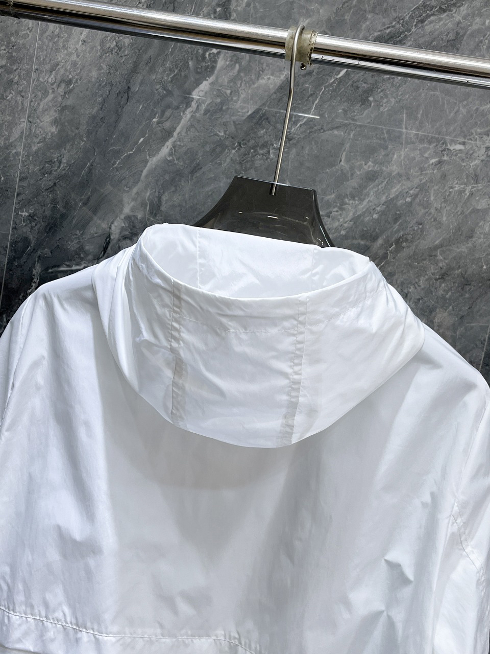Prada Clothing-108