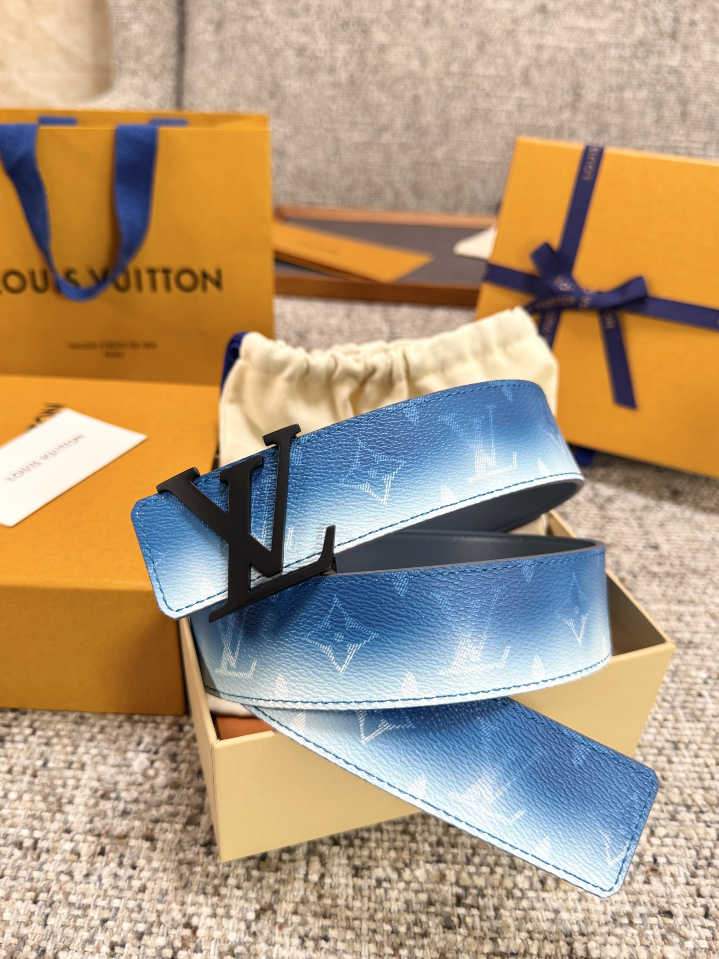 Lv belt-107
