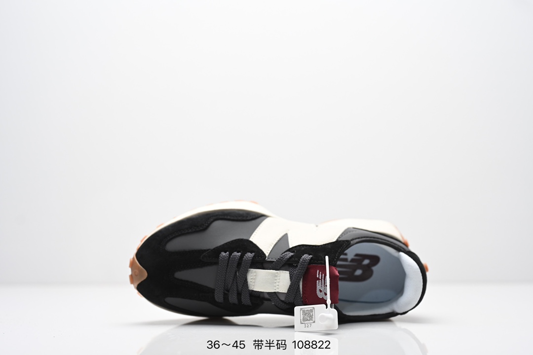 New Balance Sneakers-109