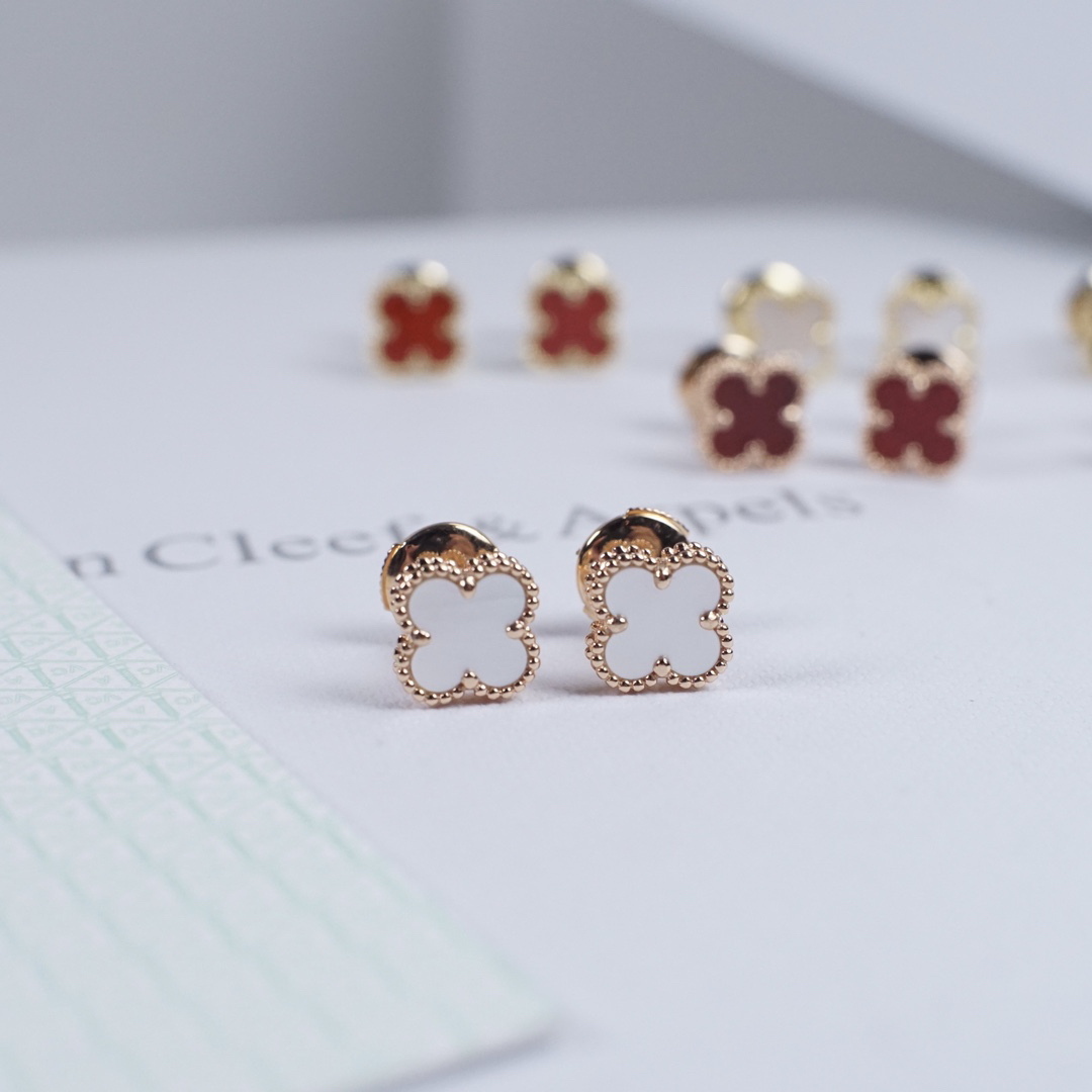 Van Cleef & Arpels earring-61