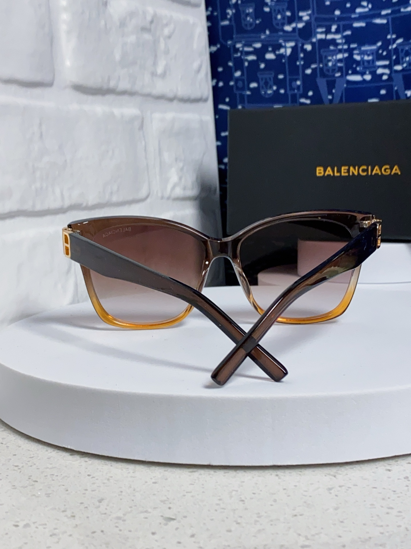 Balenciaga glasses-24