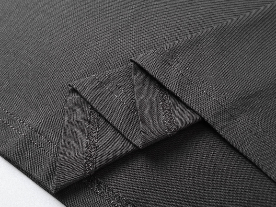 Balenciaga clothing-171