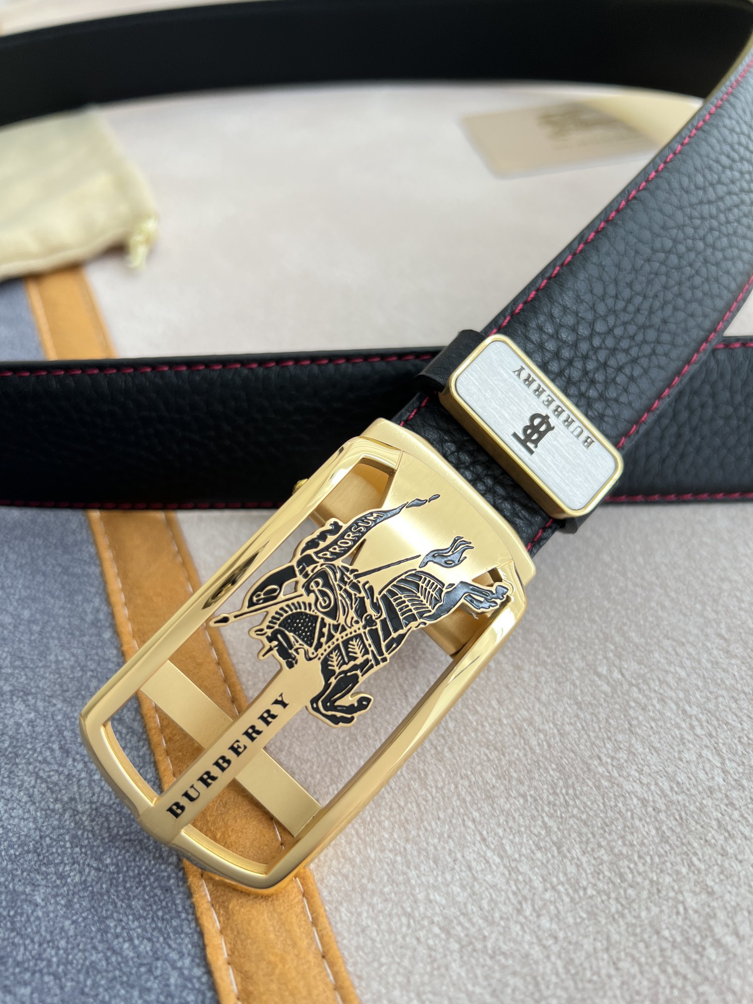 Burberry belt-64