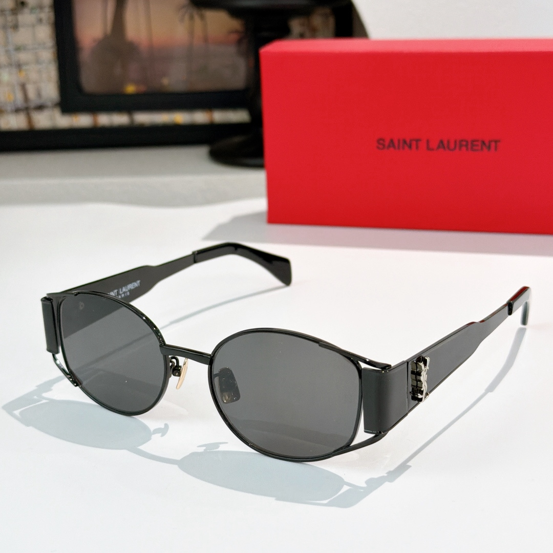 YSL glasses-8