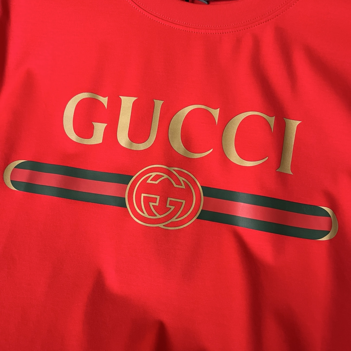 Gucci Clothing-211