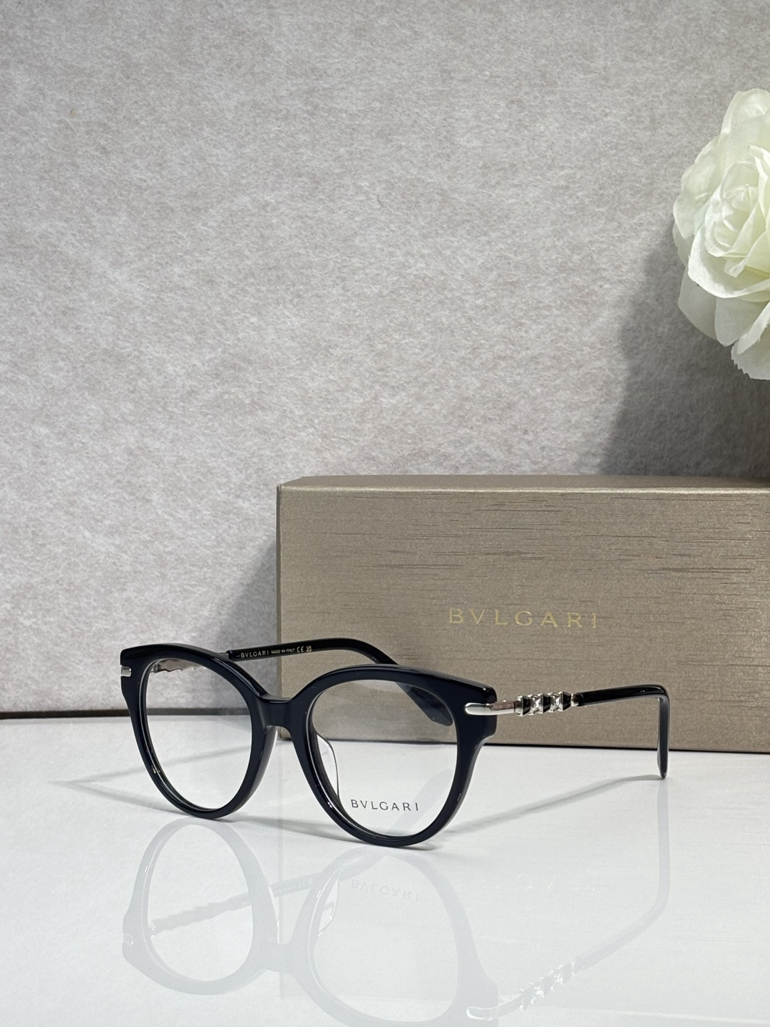 BV glasses-69
