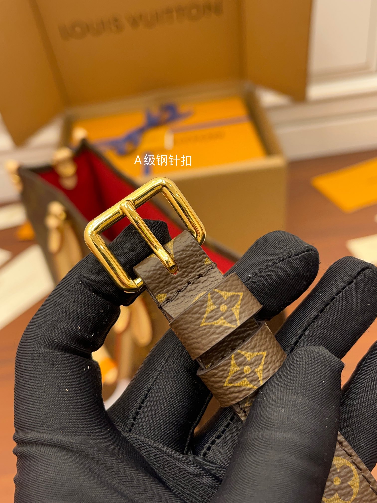 Louis Vuitton Hot New Product-70