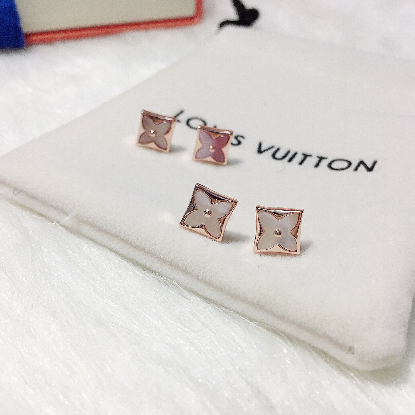 LV earrings-1