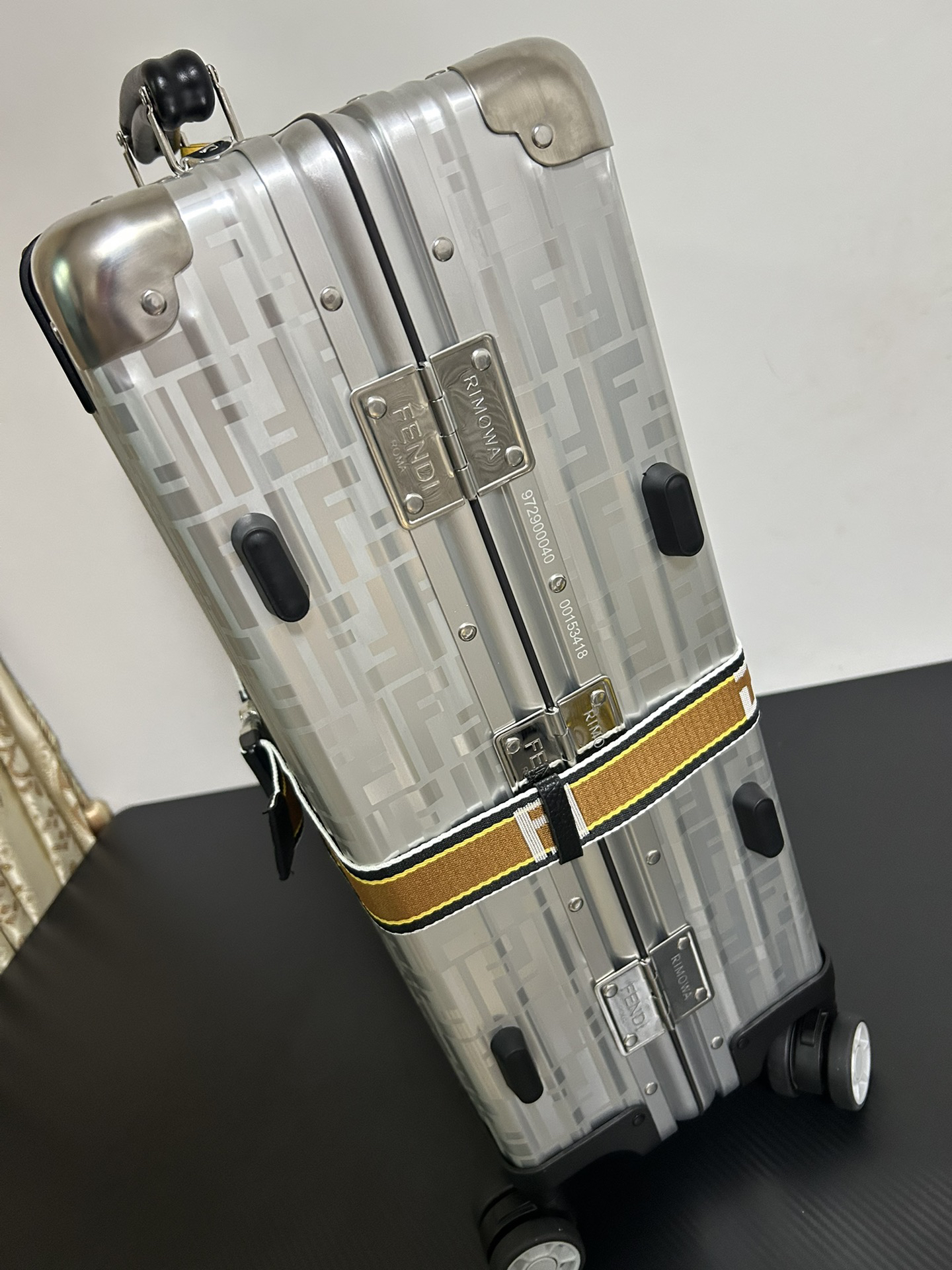 Fendi luggage-4