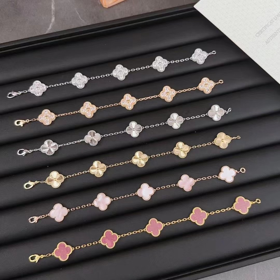 Van Cleef & Arpels Bracelet-14