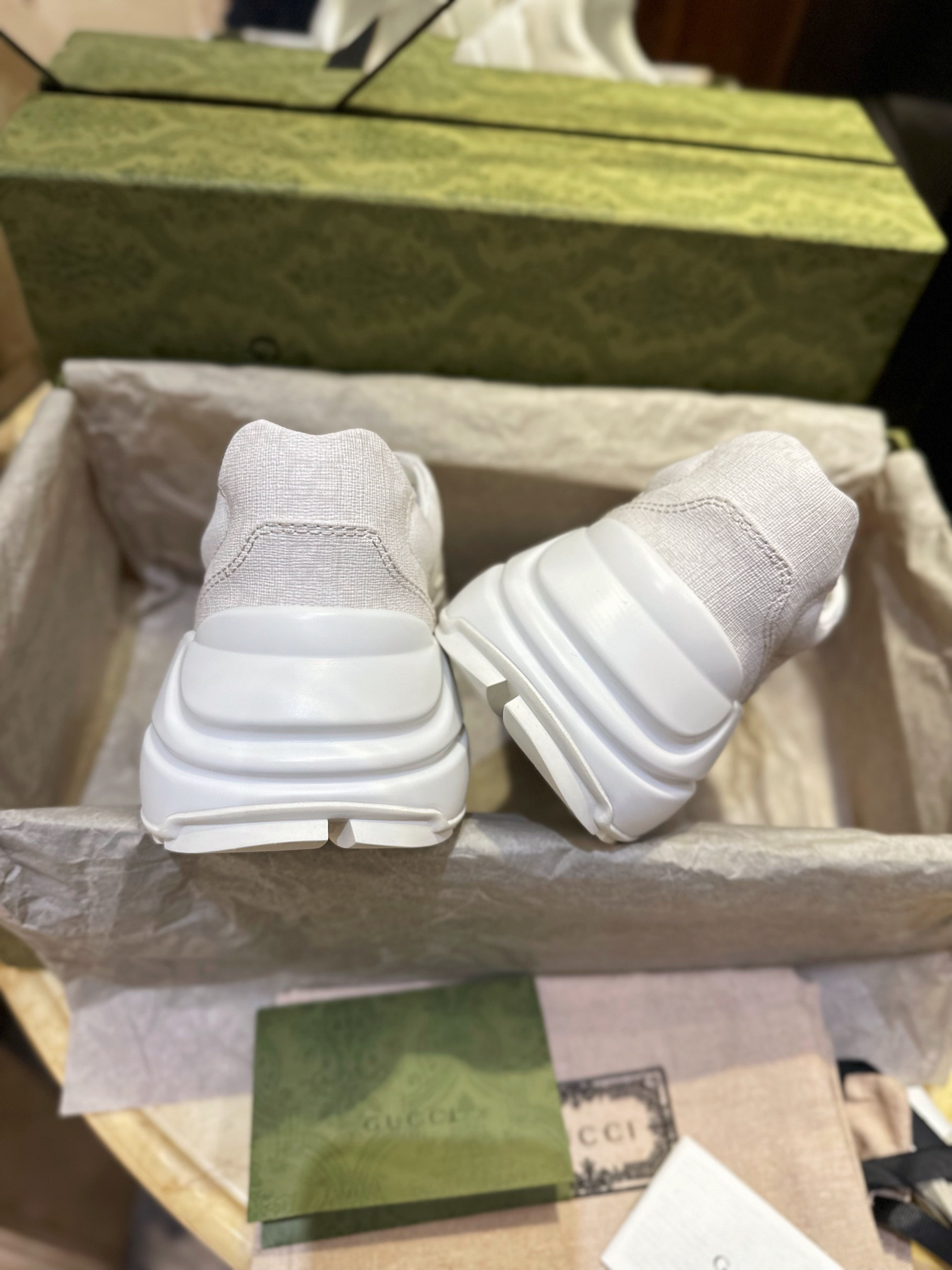 Gucci Sneakers-92