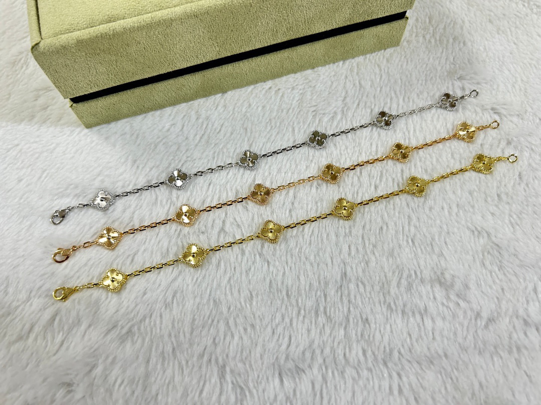 Van Cleef & Arpels Bracelet-56