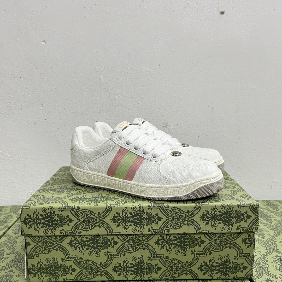 Gucci Sneakers-194