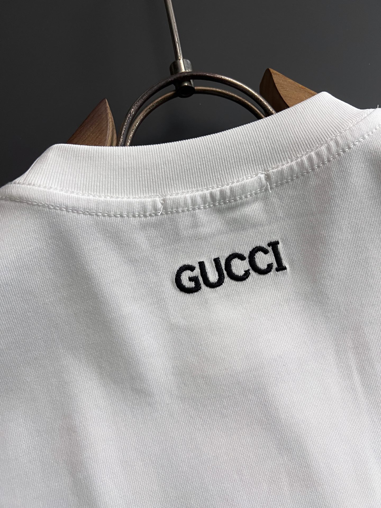 Gucci clothing-201