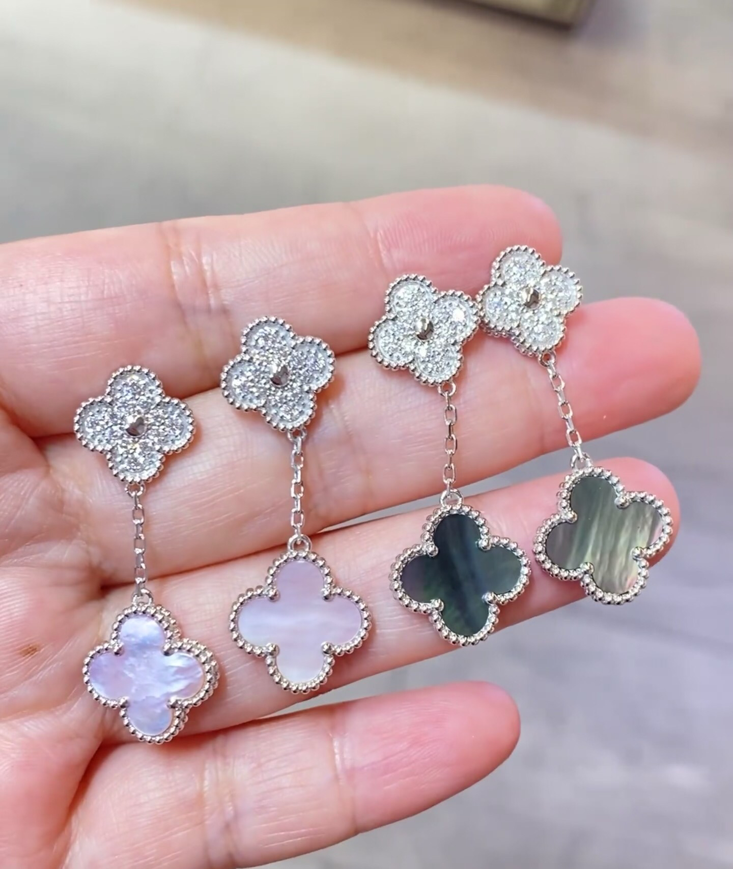 Van Cleef & Arpels earring-93