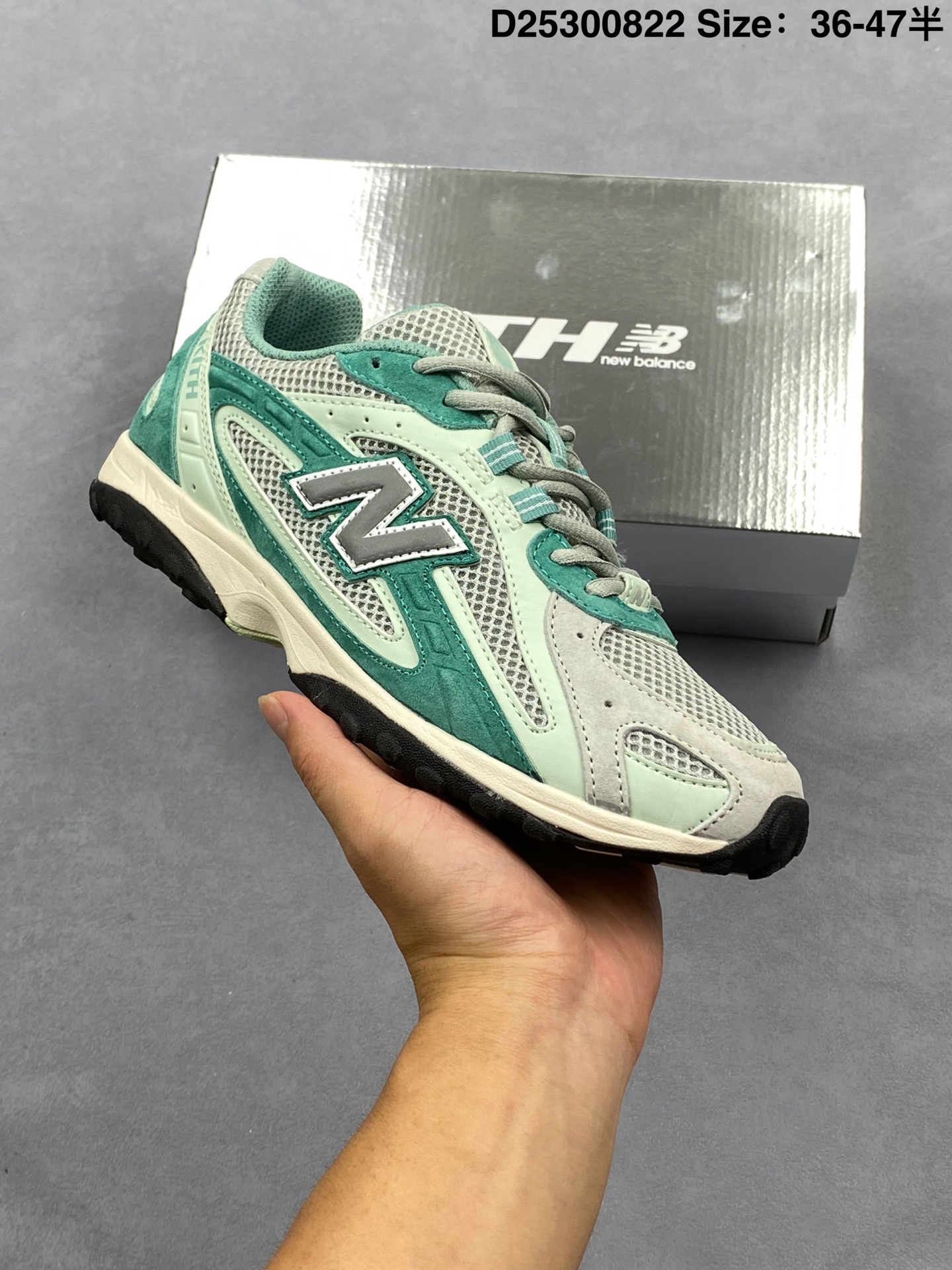 New Balance Sneakers-116