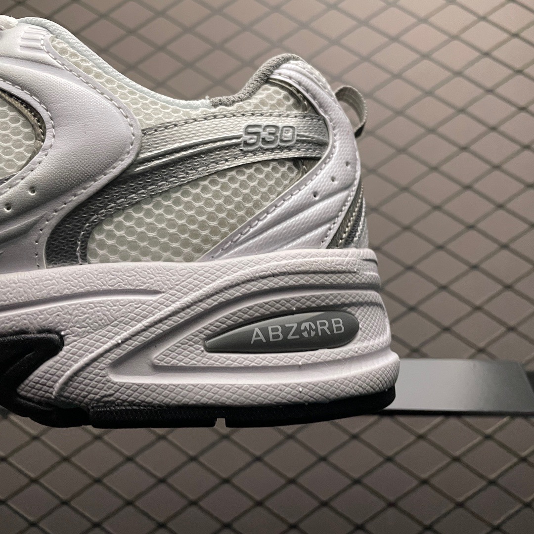 New Balance Sneakers-4