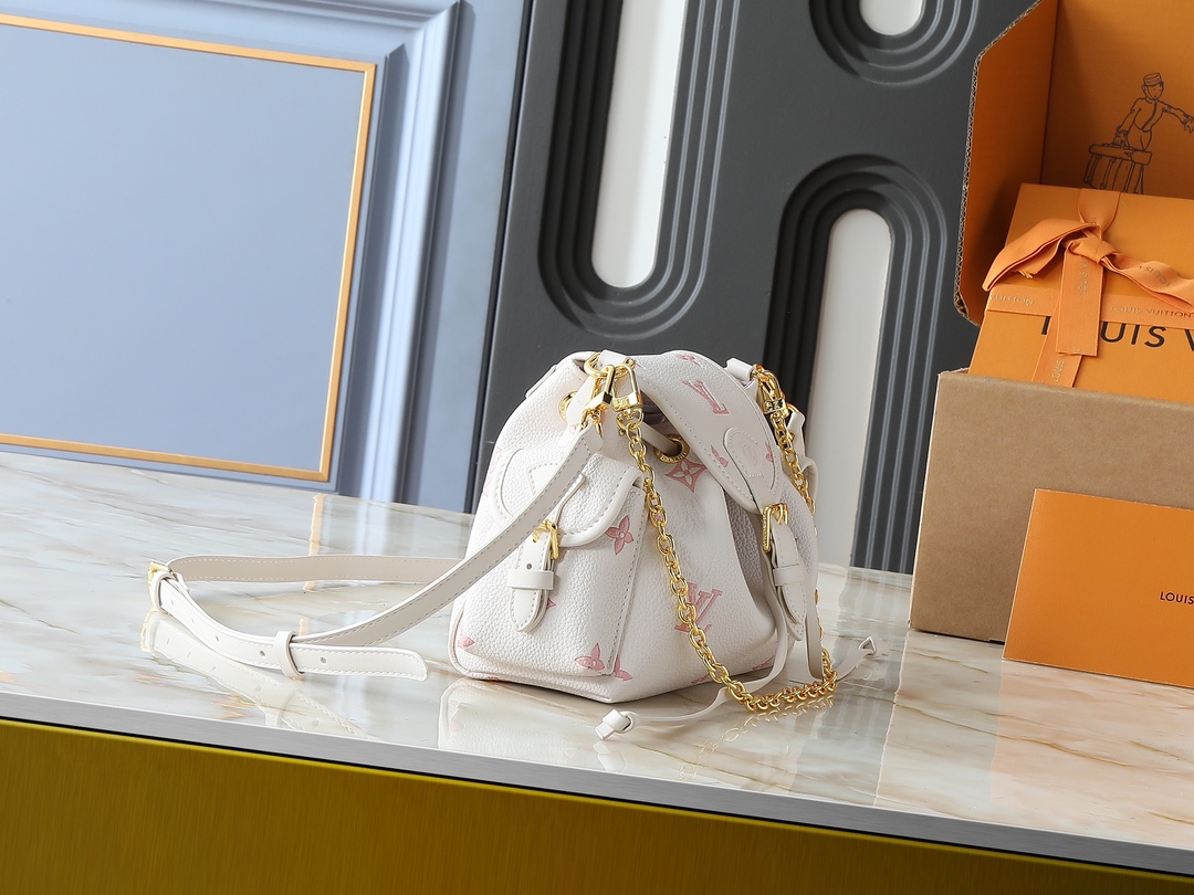 Louis Vuitton Hot New Product-38