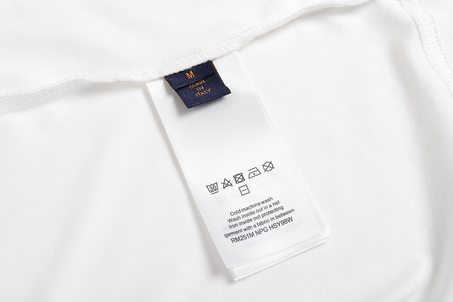 LV clothing-212