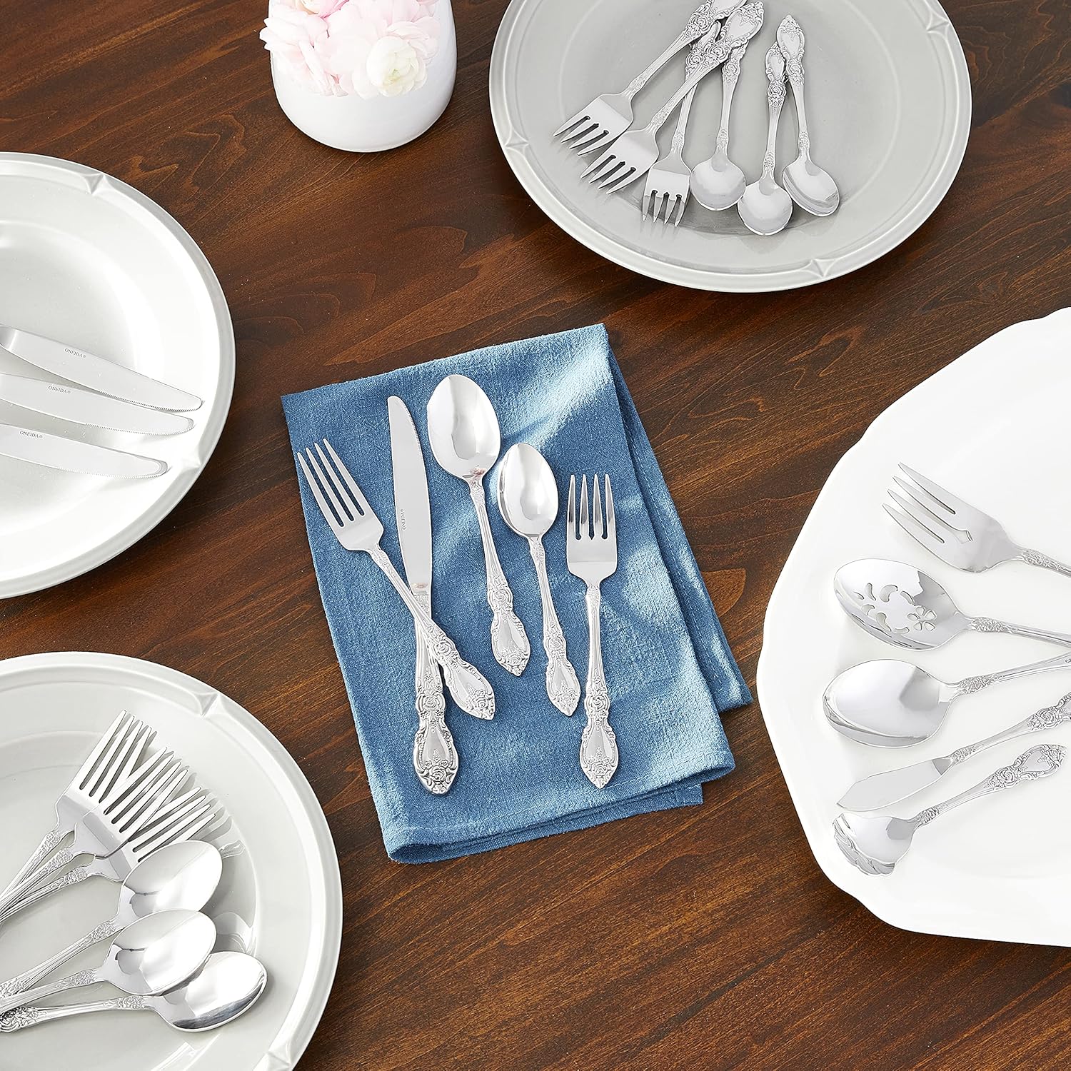 Oneida Silverware Set For 8, Wordsworth 45-Piece with Serving Utensils, Service For 8, Ornate Pattern, Mirror Finish, 18/0 Stainless Steel, Dishwasher Safe, Knives Spoons and Forks (Silver, 45 Pieces)