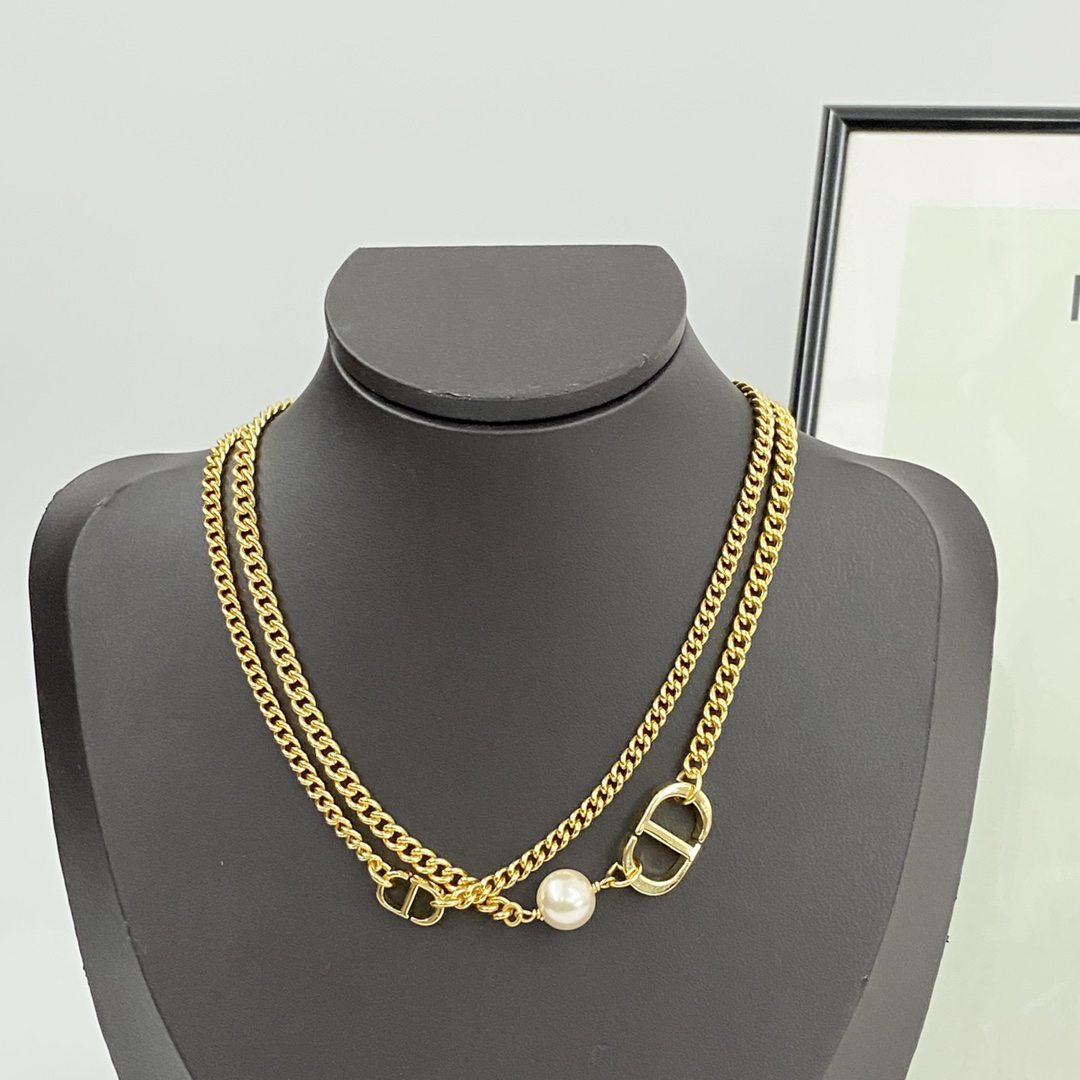 Dior necklace-85