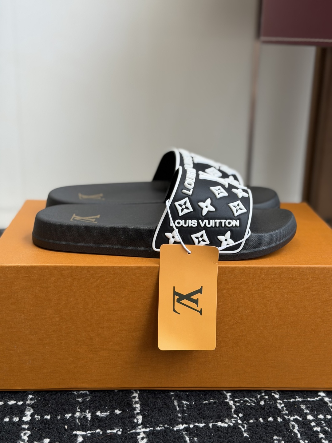 LV Summer footwear