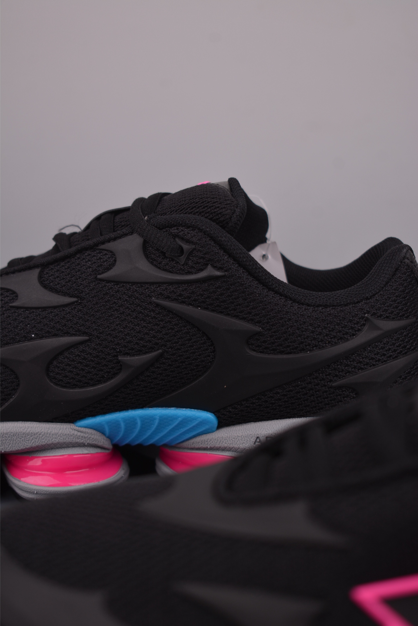 New Balance Sneakers-353