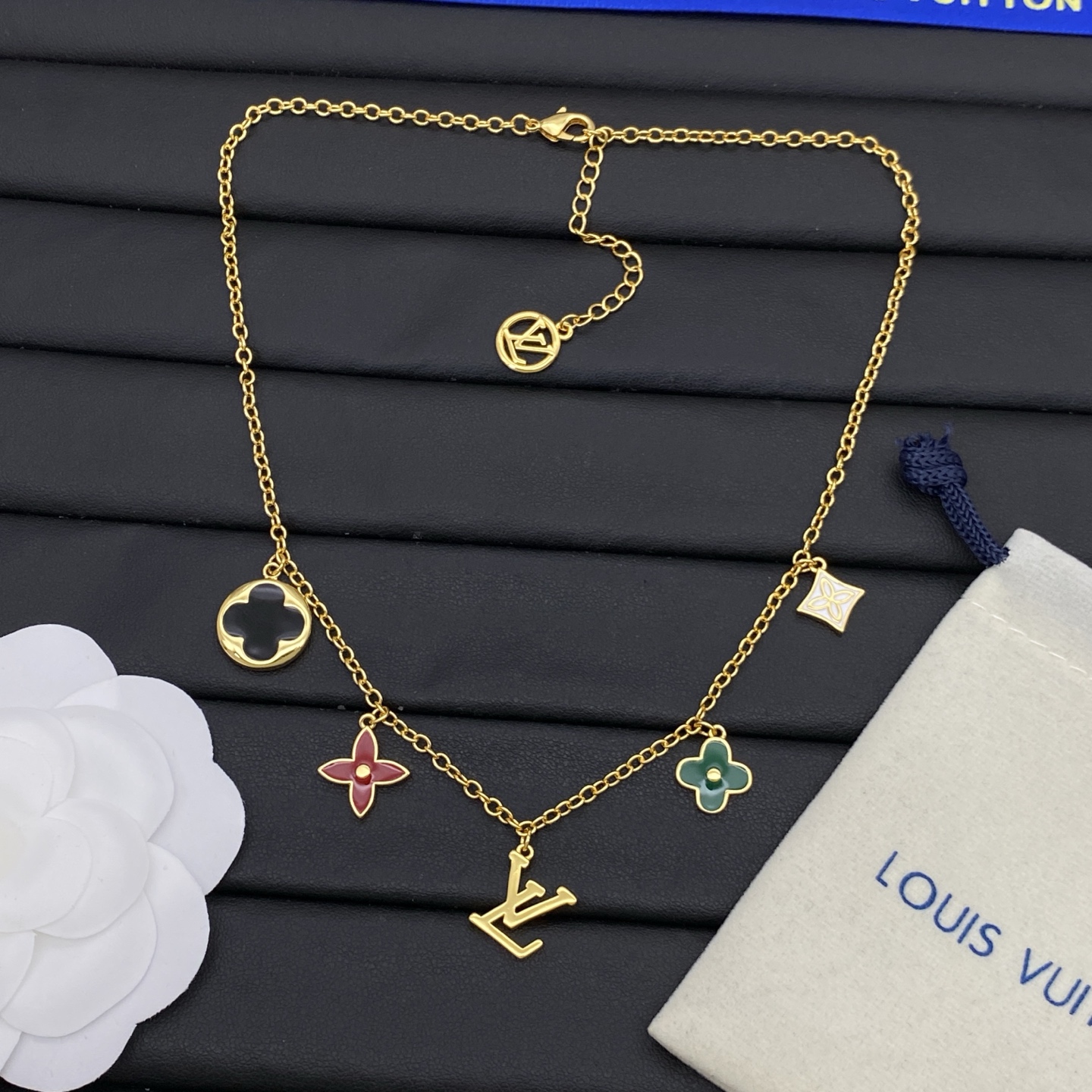 LV necklace-62