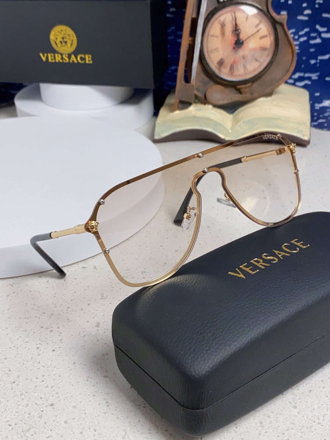 Versace glasses-16