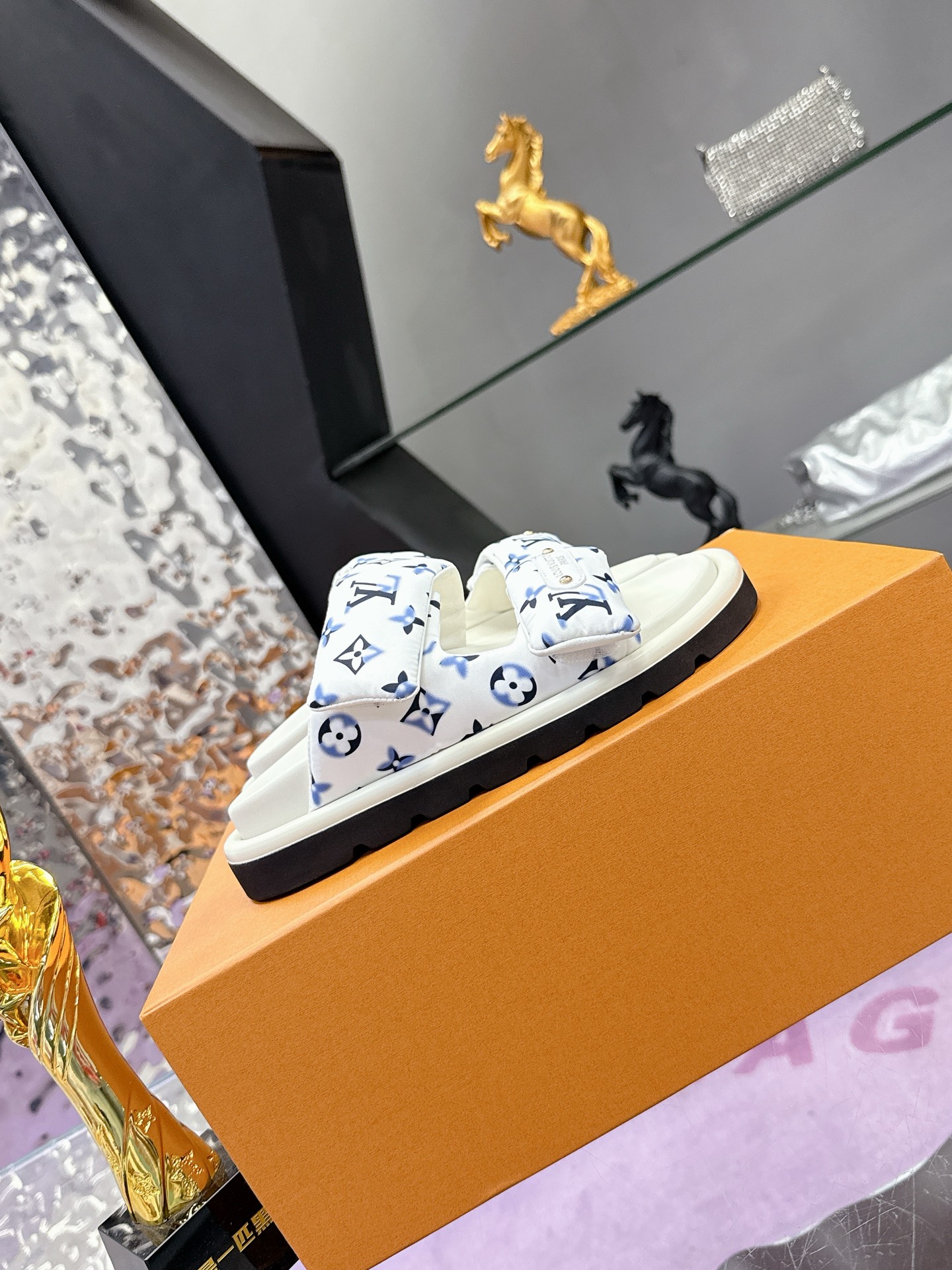 LV Summer footwear