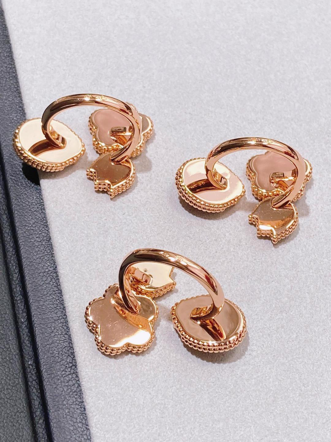 Van Cleef & Arpels ring-32