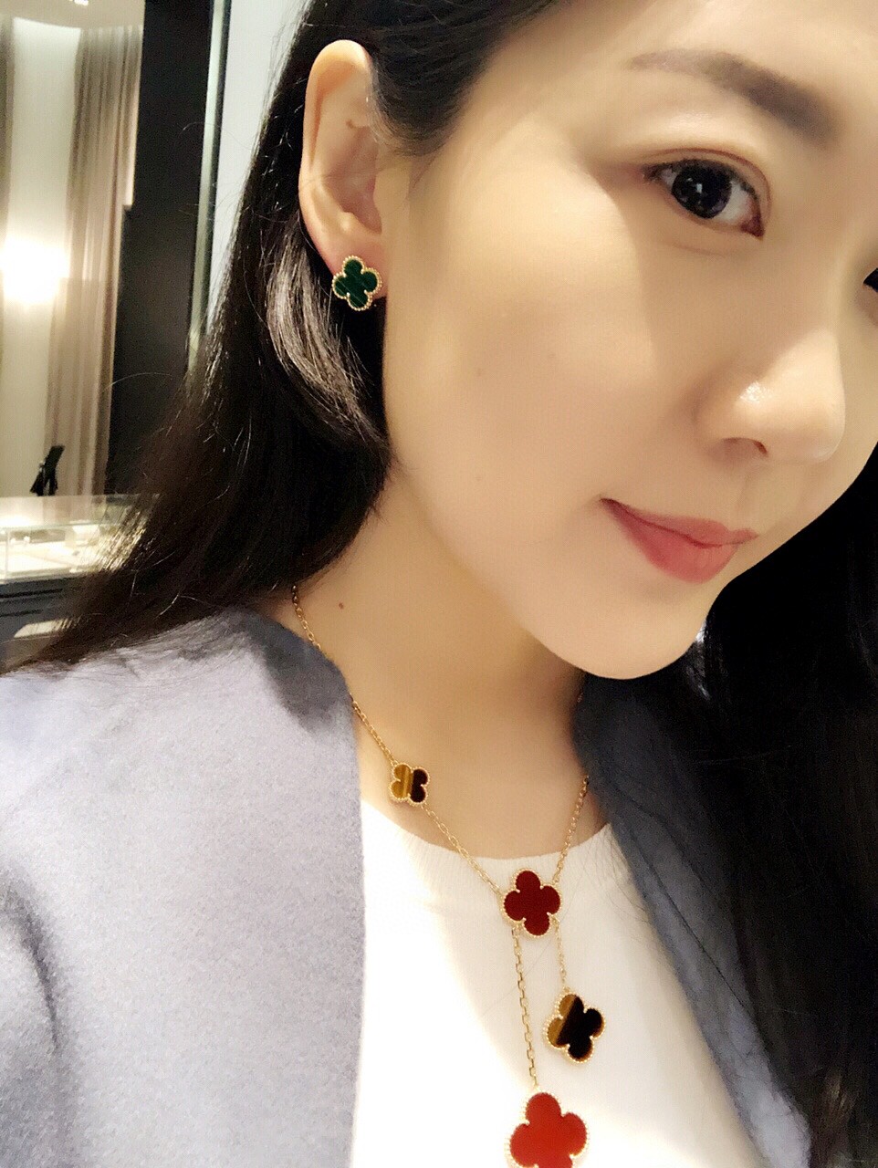 Van Cleef & Arpels earring-33