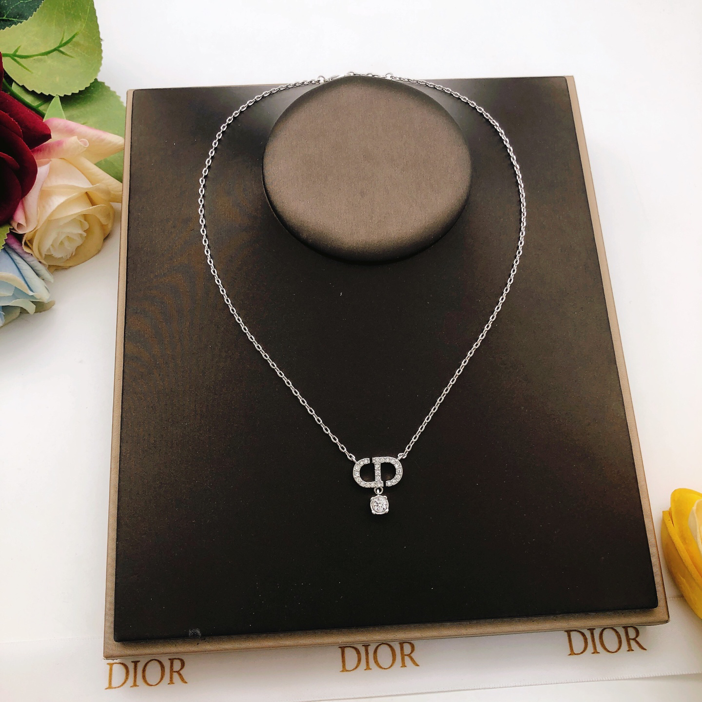 Dior necklace-43