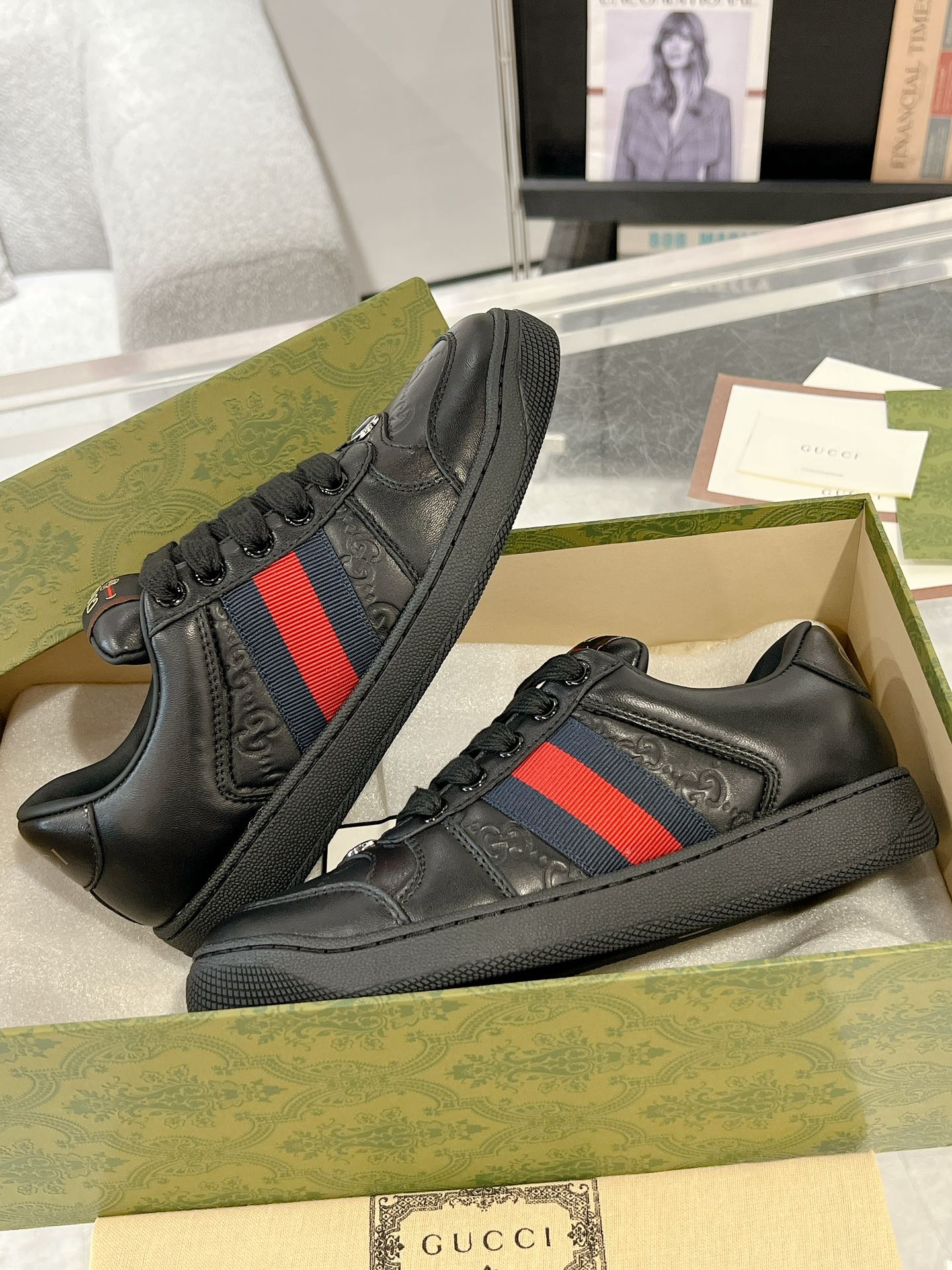 Gucci Sneakers-124