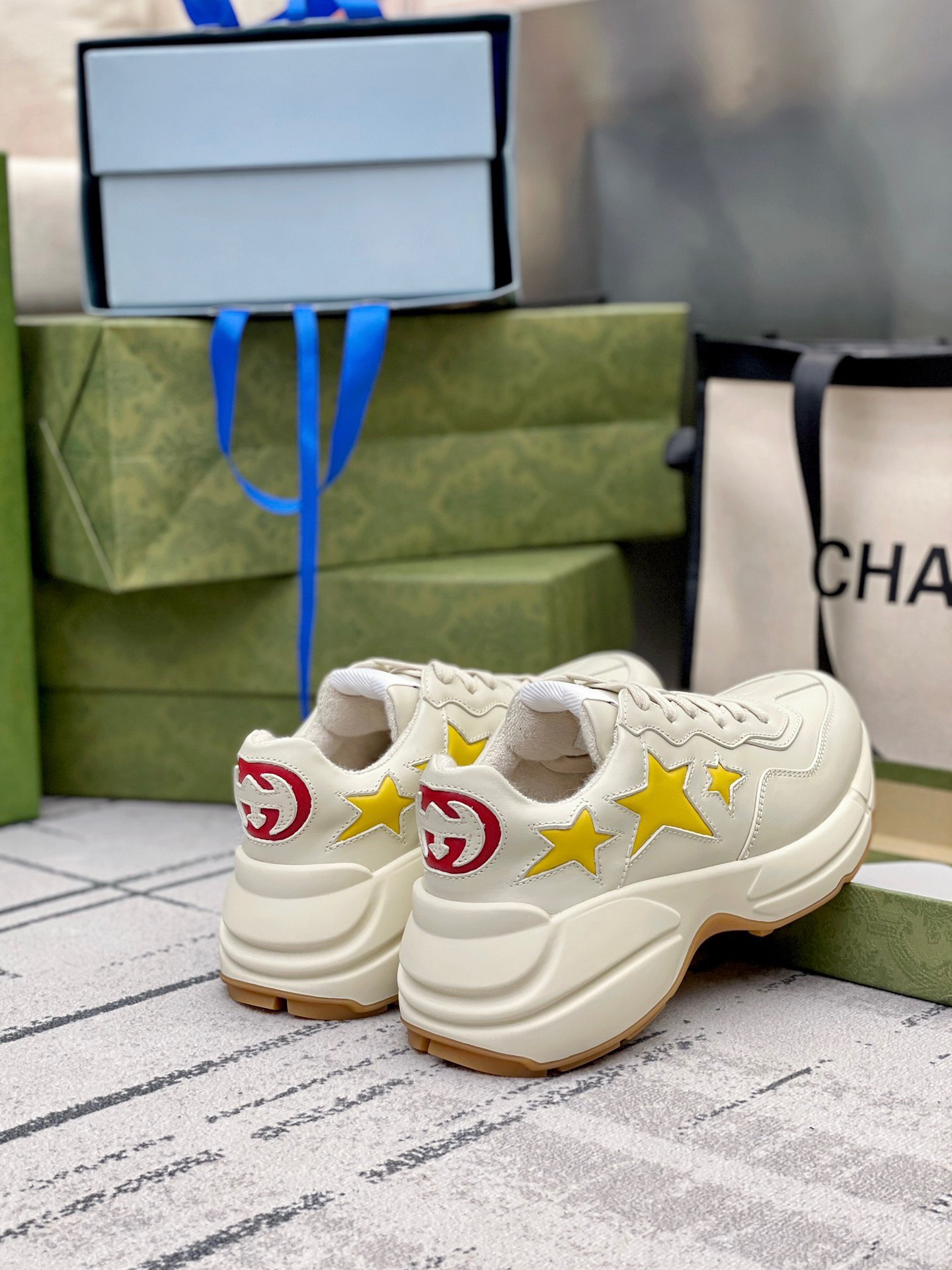 Gucci Sneakers-202