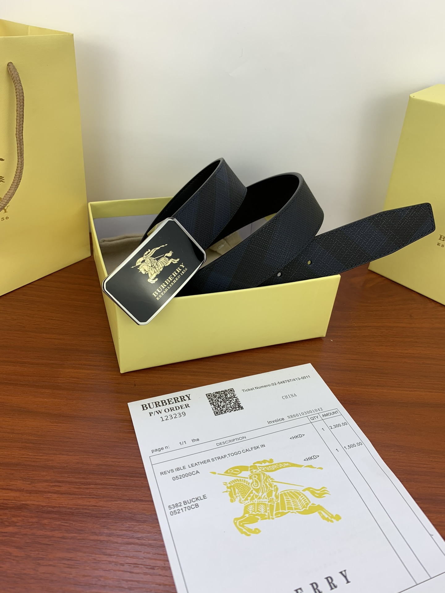 Burberry belt-89