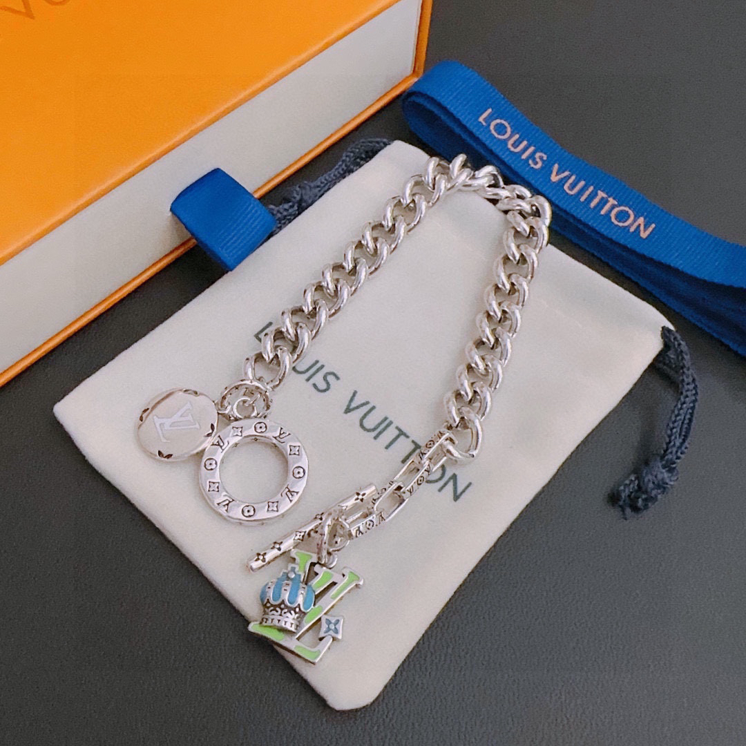 LV Bracelet-25