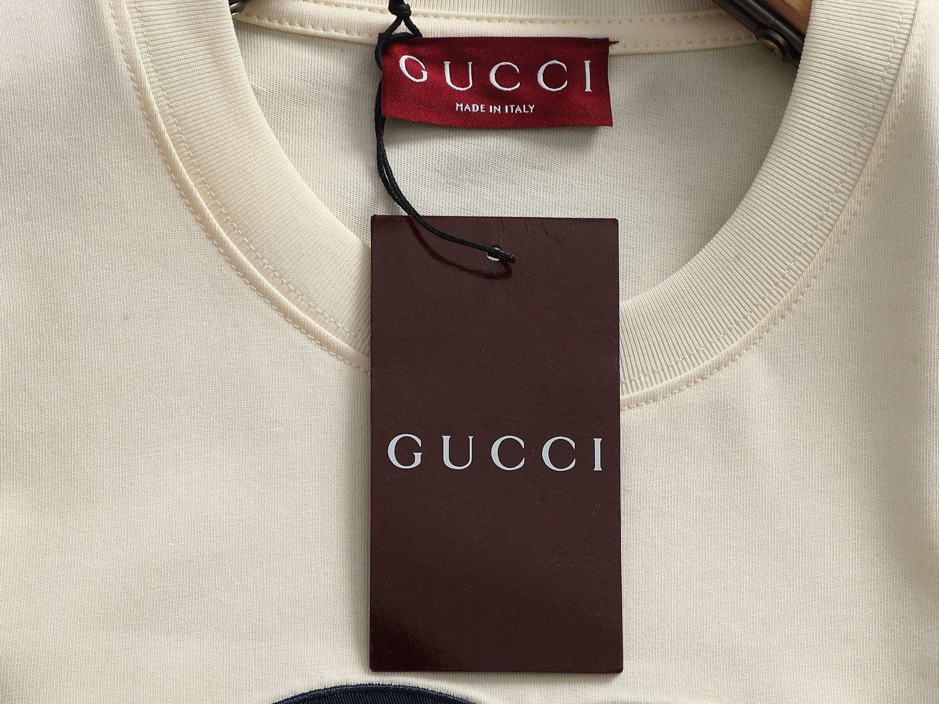 Gucci clothing-145