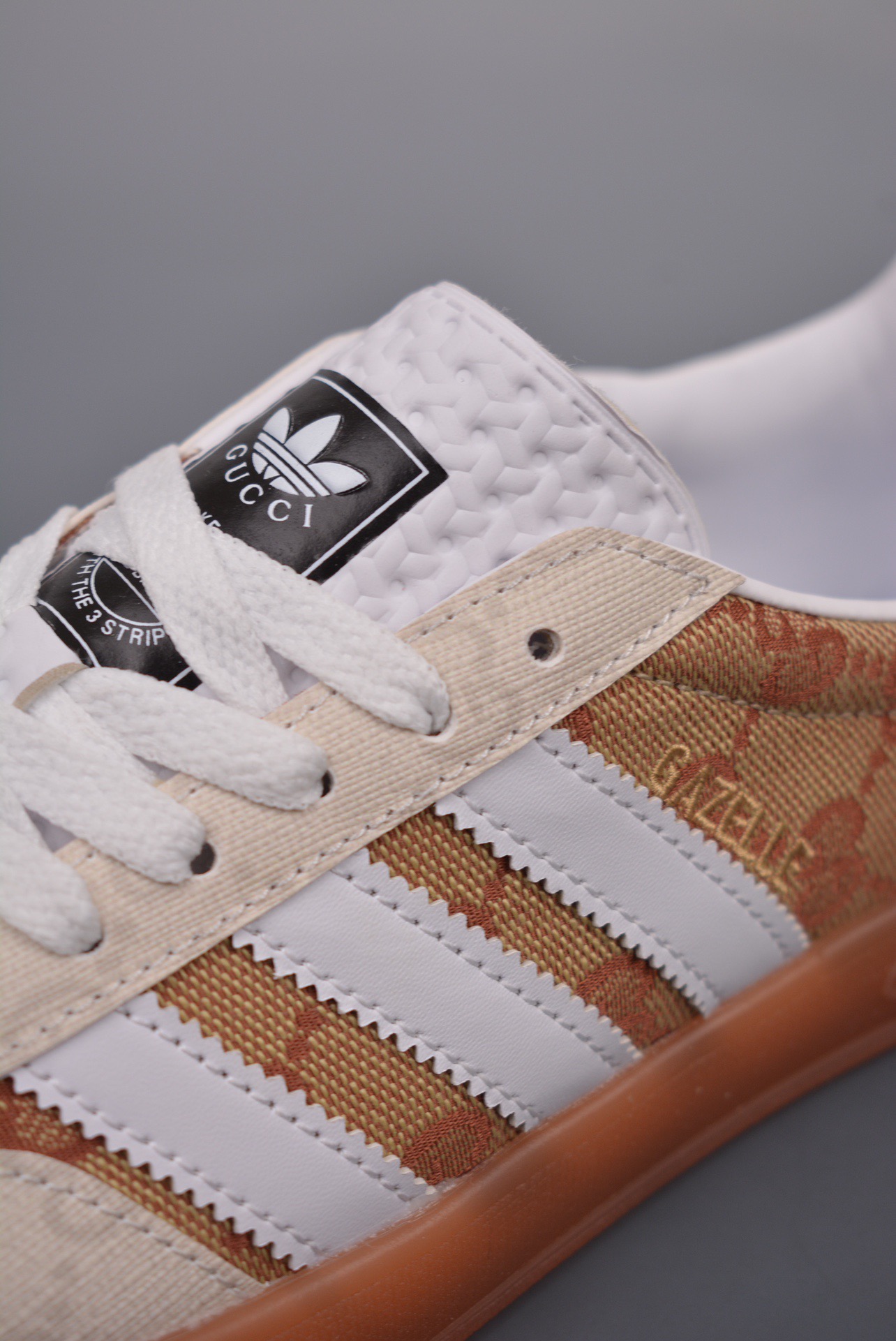 Gucci Sneakers-106