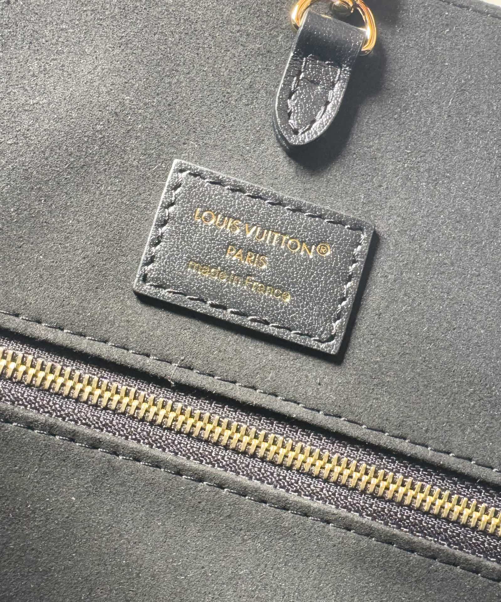 Louis Vuitton Hot New Product-24