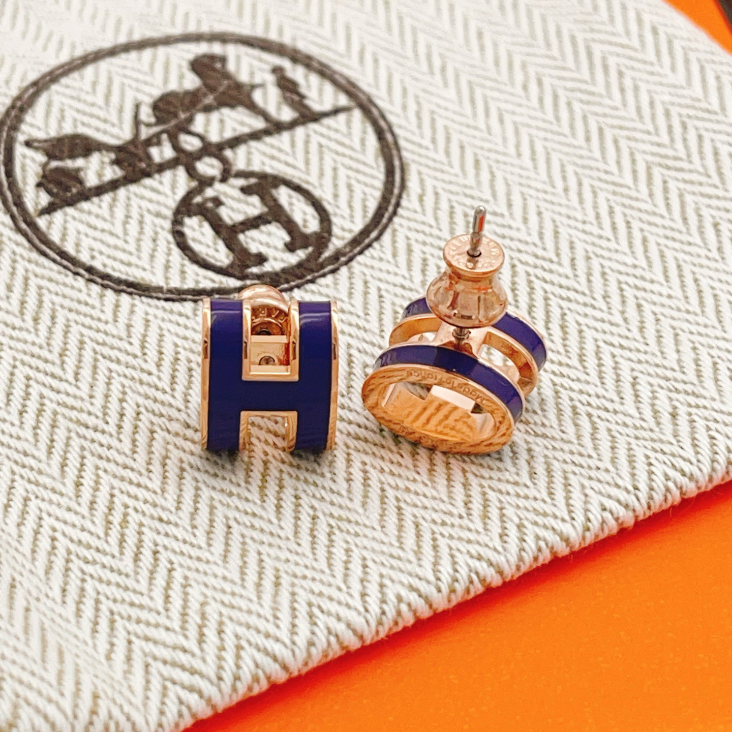 Hermes earrings-12